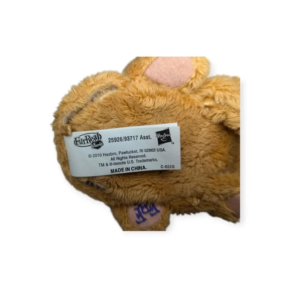 Tiger Electronics FurReal Friends Newborn Tan & White Kitten Moving Toy-Working - Picture 8 of 9